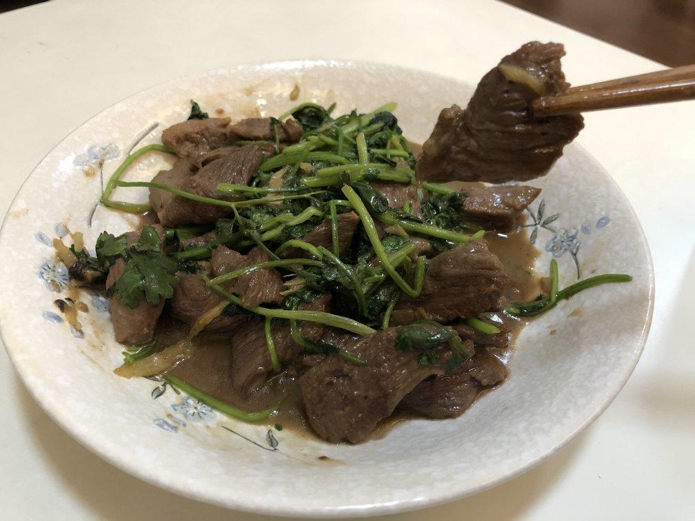 香菜牛肉