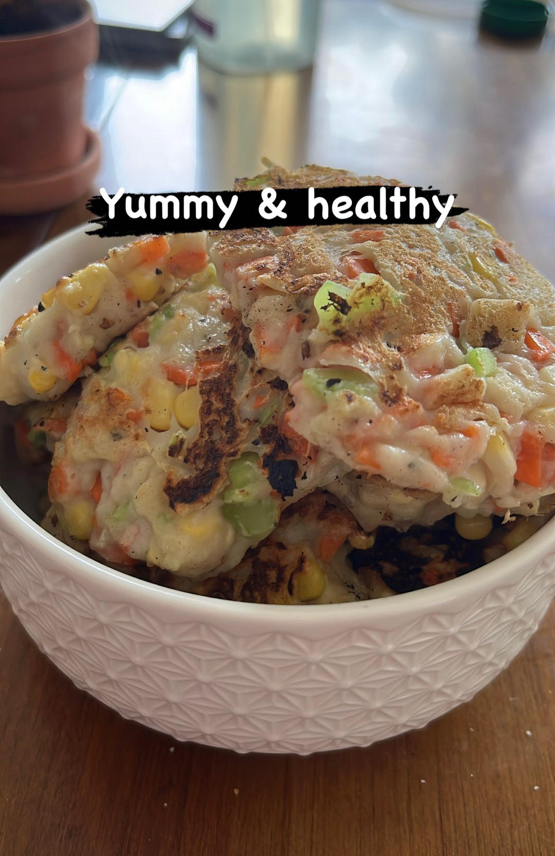 有颜值还健康的玉米虾饼，做法简单又好吃，一学就会