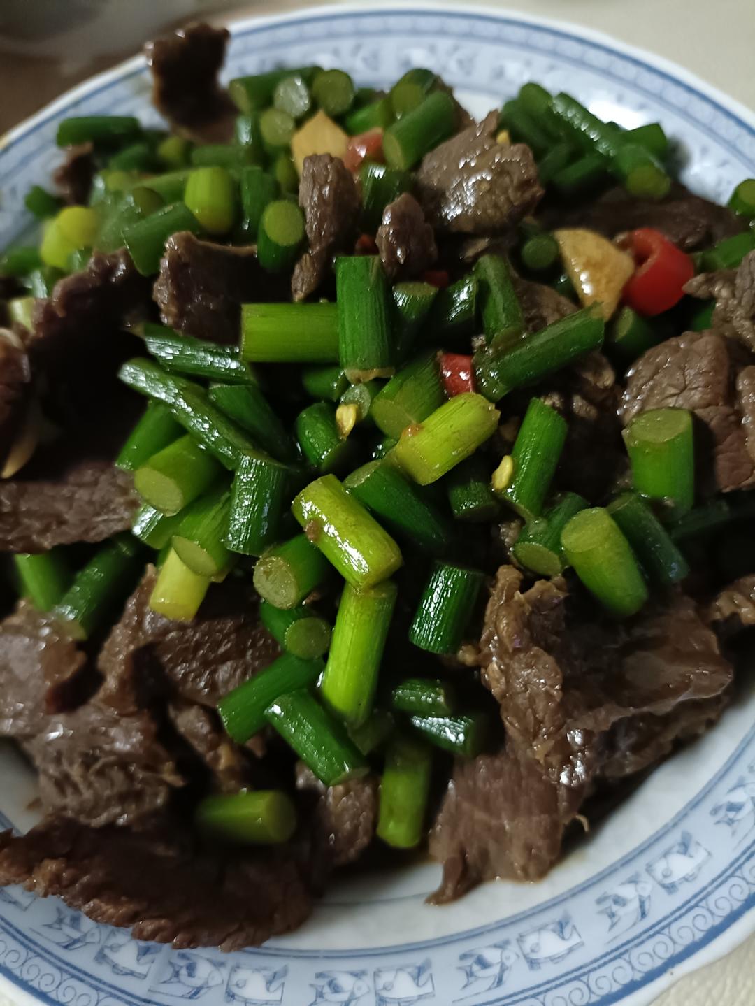 蒜苗炒牛肉（湘菜）