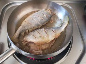 红烧大黄花鱼的做法 步骤1
