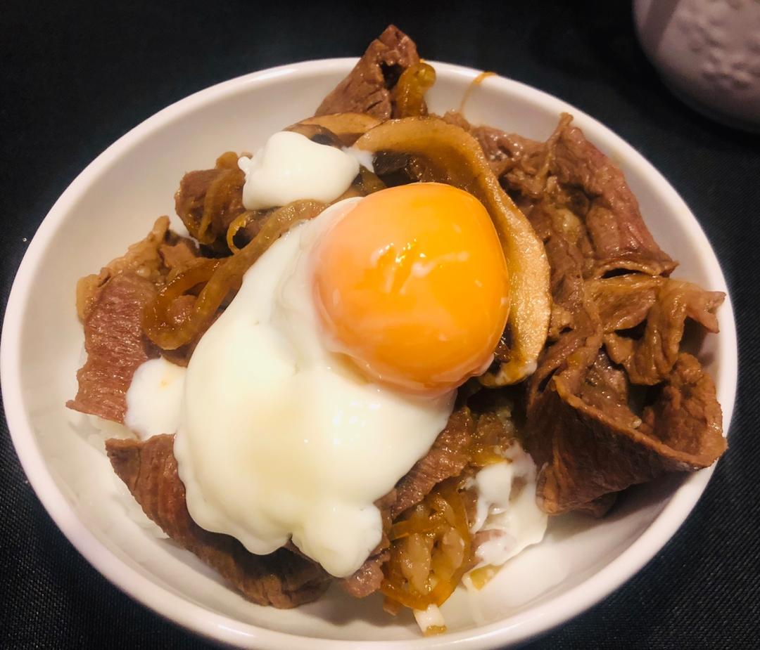 比吉野家更好吃的牛肉饭