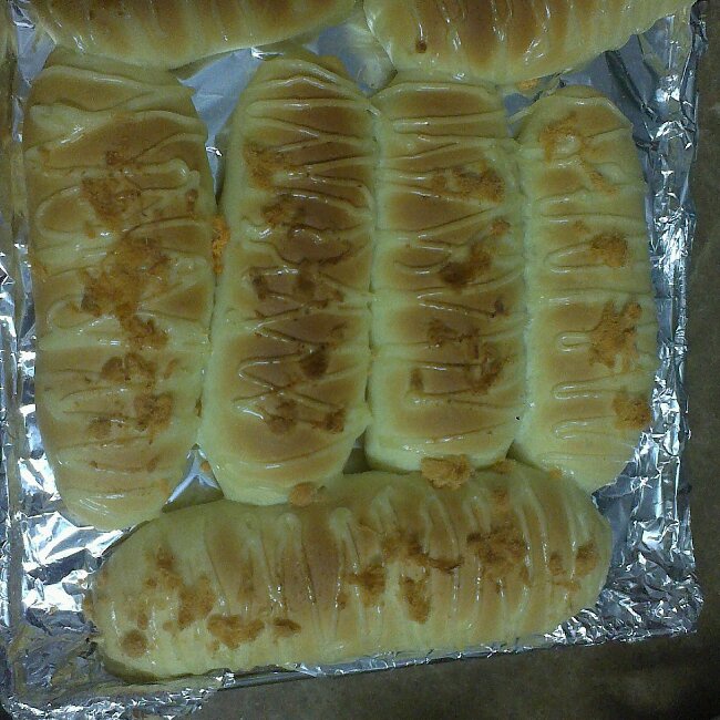 毛毛虫肉松面包