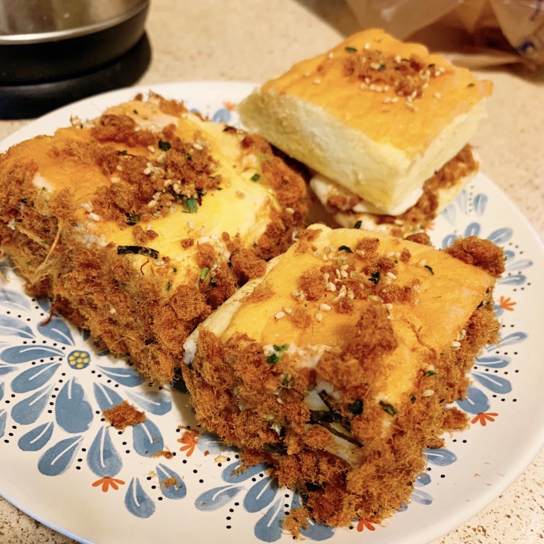 美味海苔肉松小贝