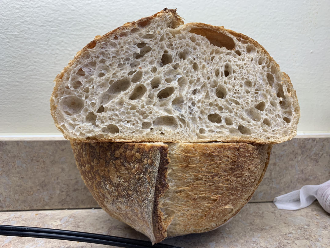 Country sourdough loaf 酸种面包/欧包