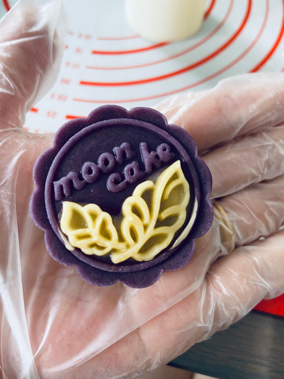 广式月饼——咸蛋黄豆沙月饼（新手版）