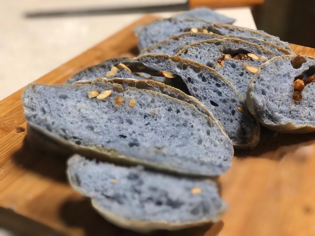 红酒果干欧包（免揉面，零基础，健康美味。附红酒果干、彩色面团的做法）