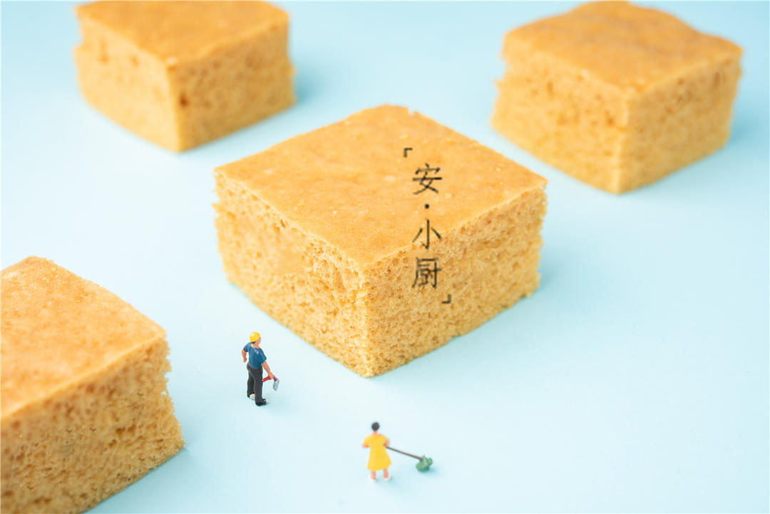 早餐快手蛋糕！不加糖、不用烤箱、不打发就能做的蛋糕！3步搞定！的做法