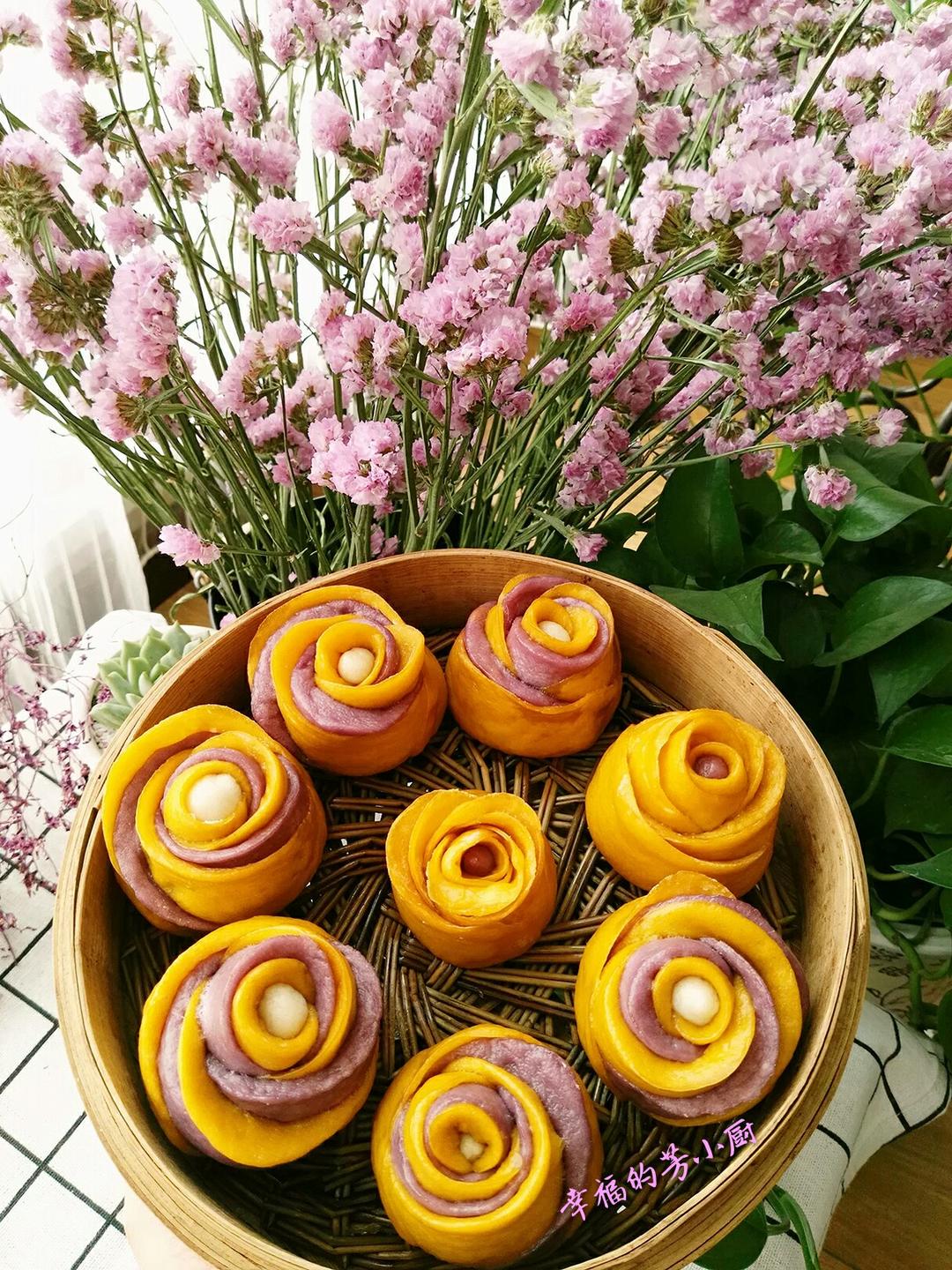 幸福的芳小厨做的玫瑰花包子