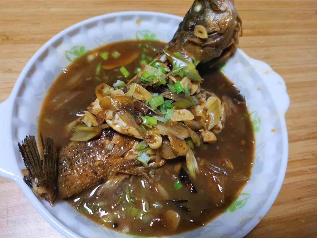 家常红烧鱼