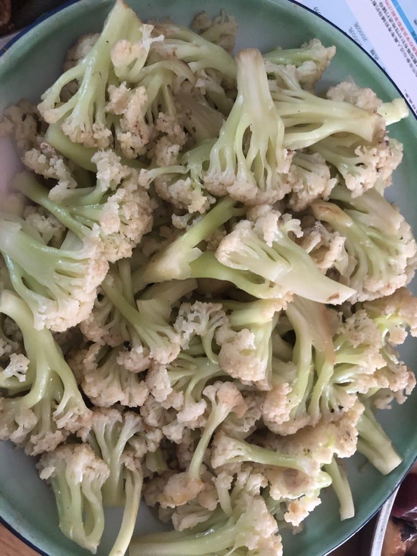 清炒菜花（简单巨好吃）