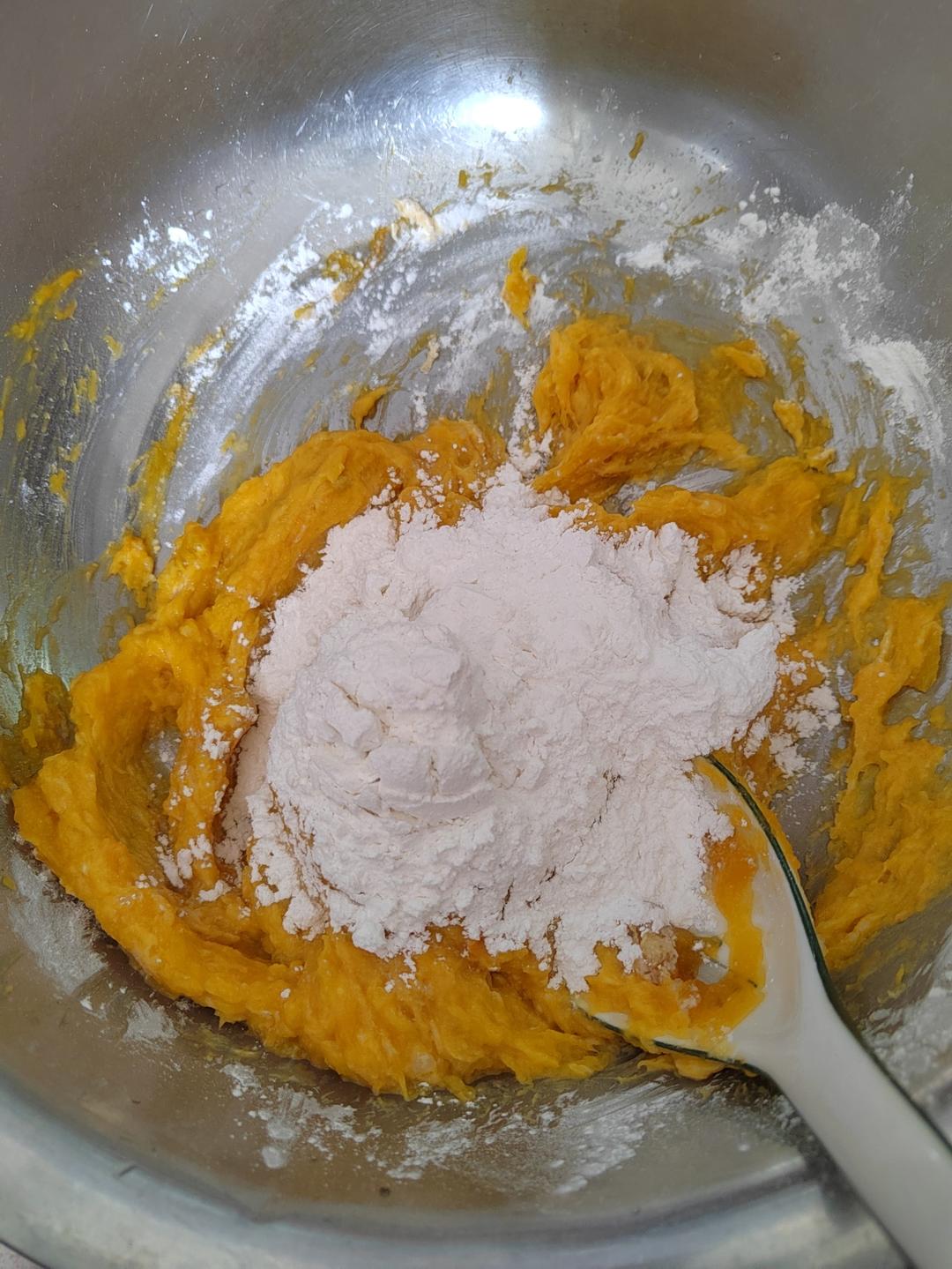 超酥软的南瓜饼