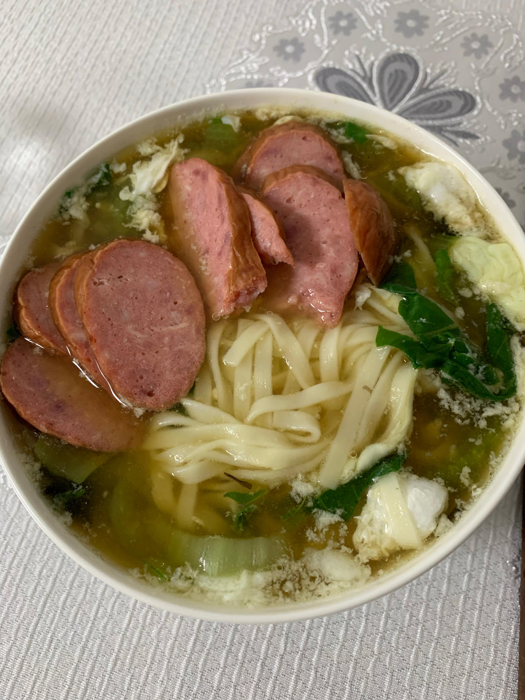 一屋，二人，三餐，四季
