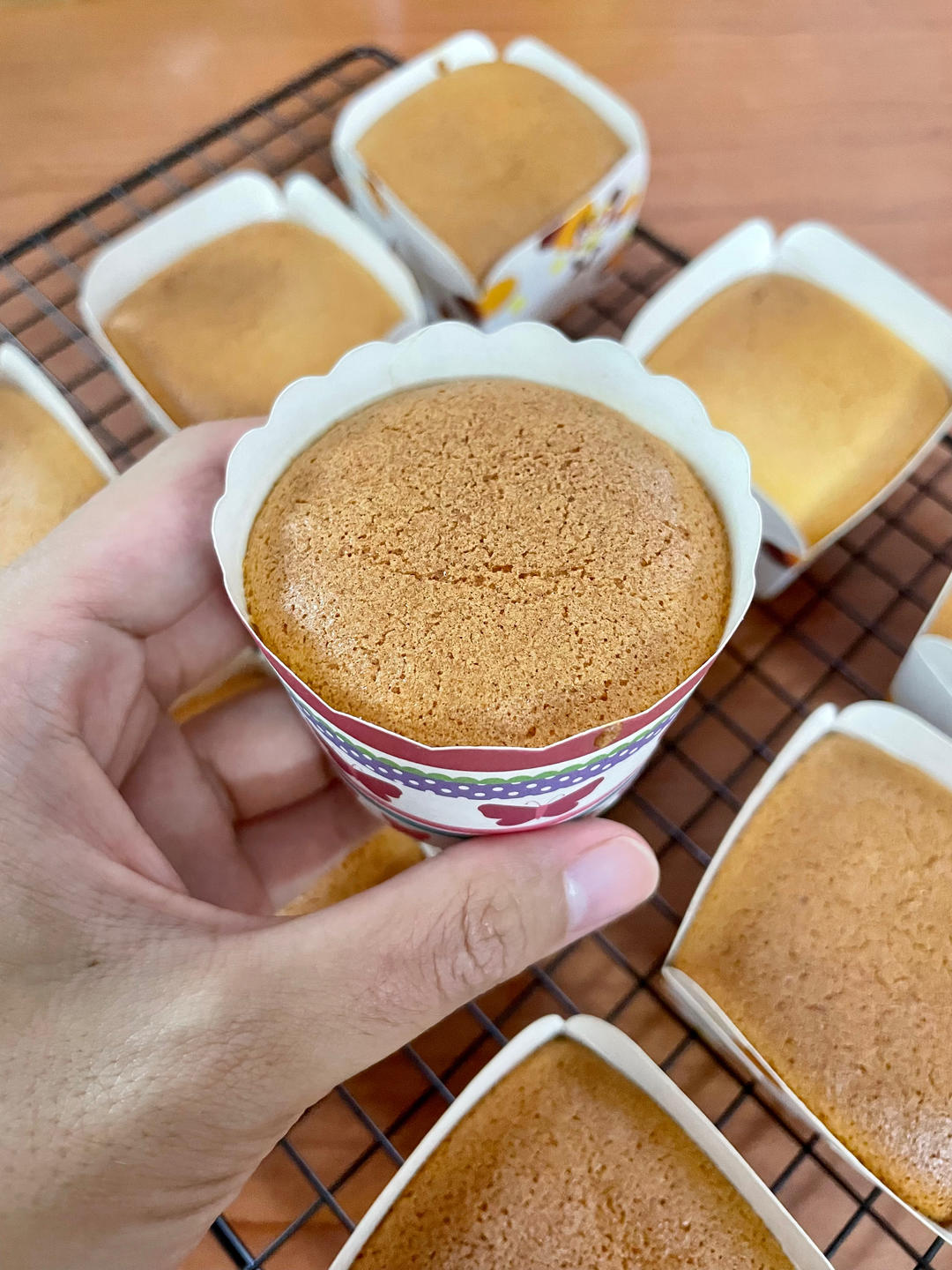 【消耗淡奶油最快速的方法】淡奶油戚风杯子蛋糕