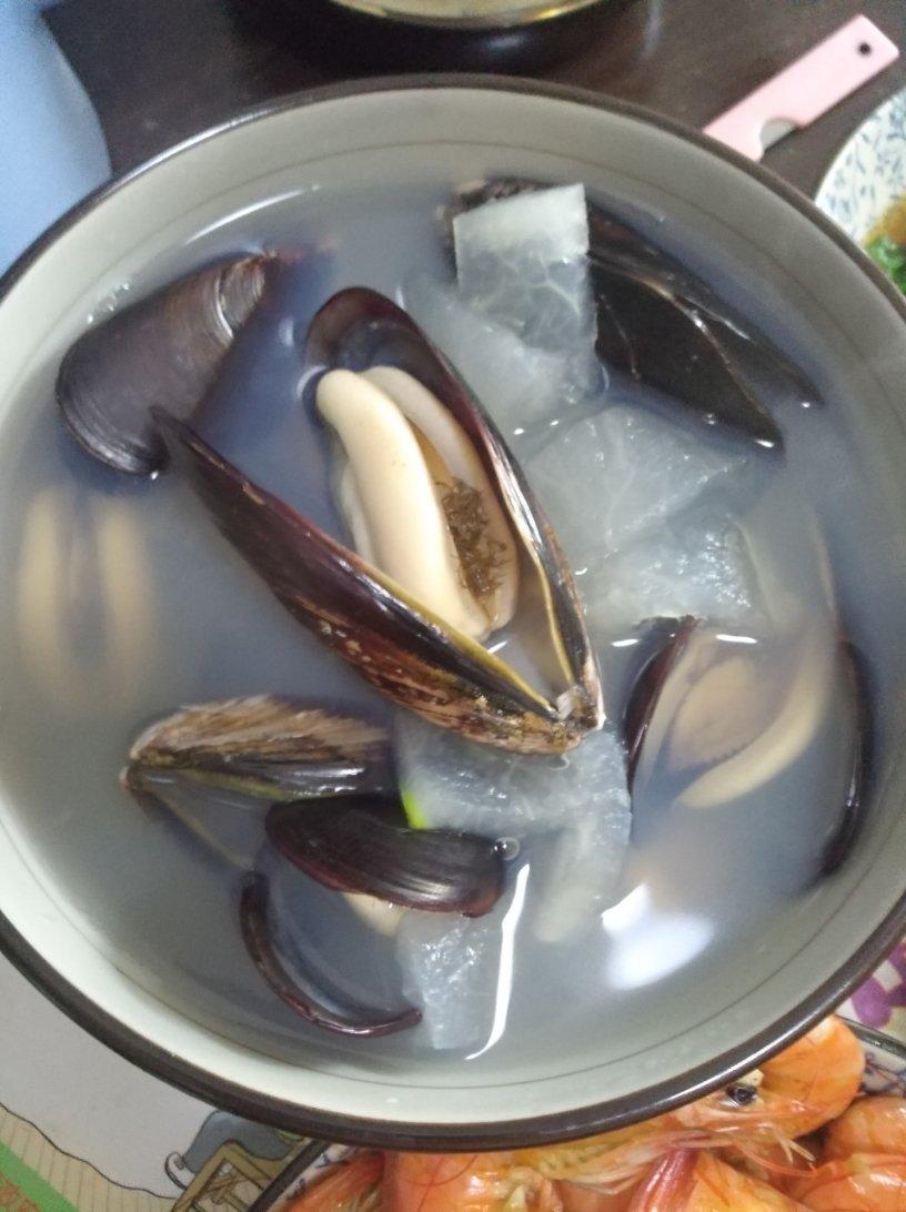 大头苹果1做的鲜掉眉毛的淡菜贻贝冬瓜汤