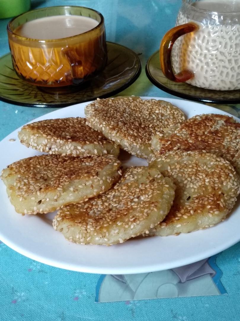 这才是土豆最好吃的做法，不加水不加鸡蛋，外脆里糯，上桌就抢光