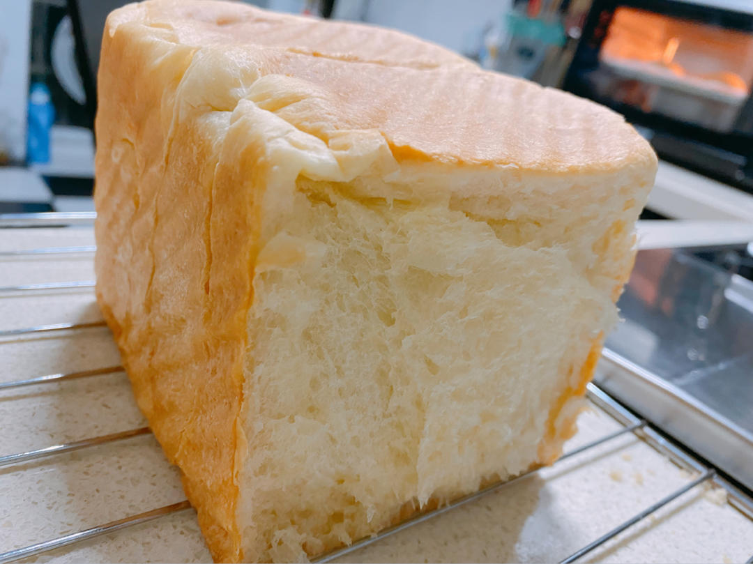 消耗淡奶油--淡奶油吐司面包