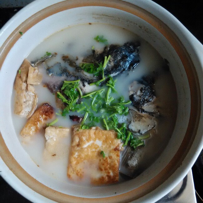 鱼头豆腐汤