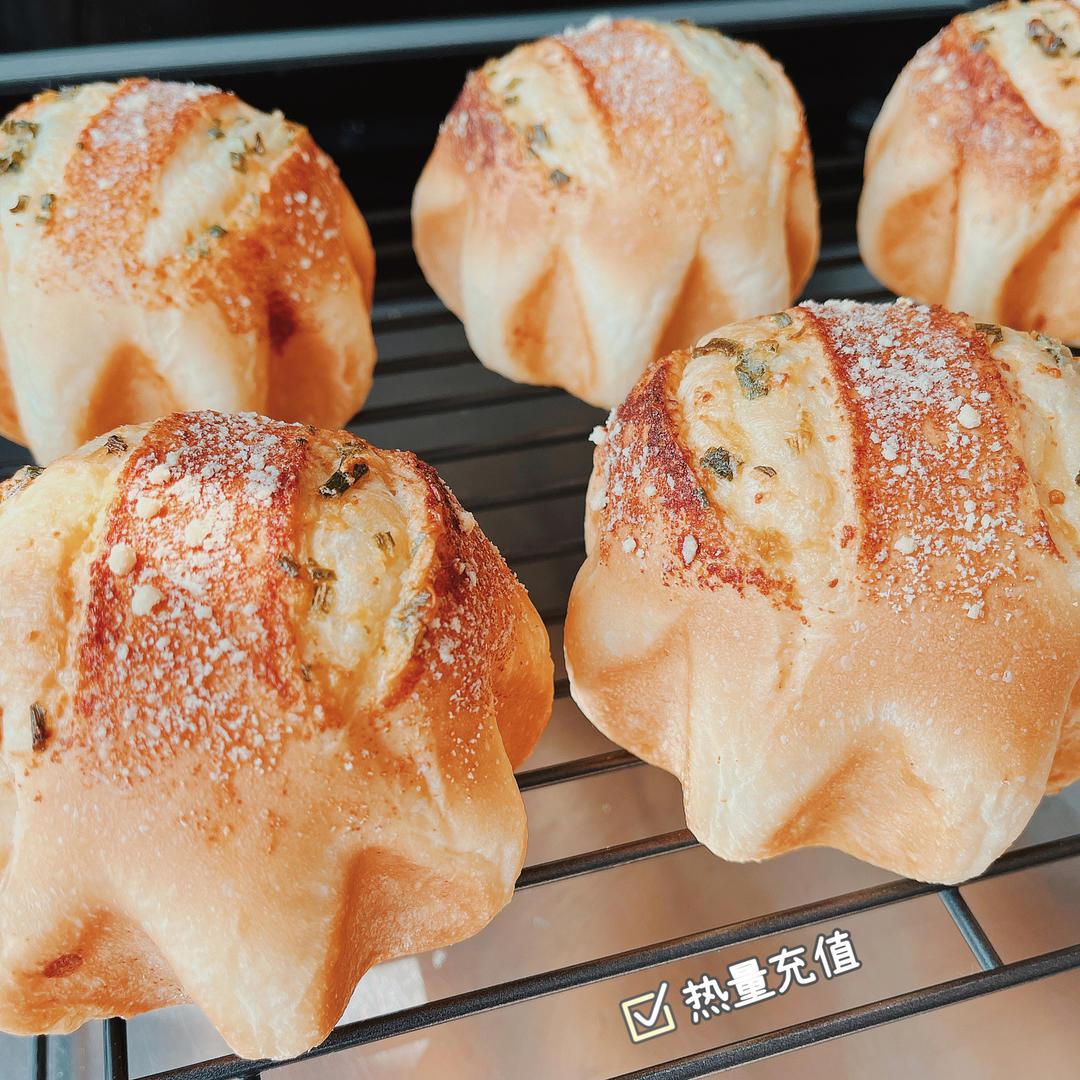 蒜香肉松小炸弹面包（烫种）