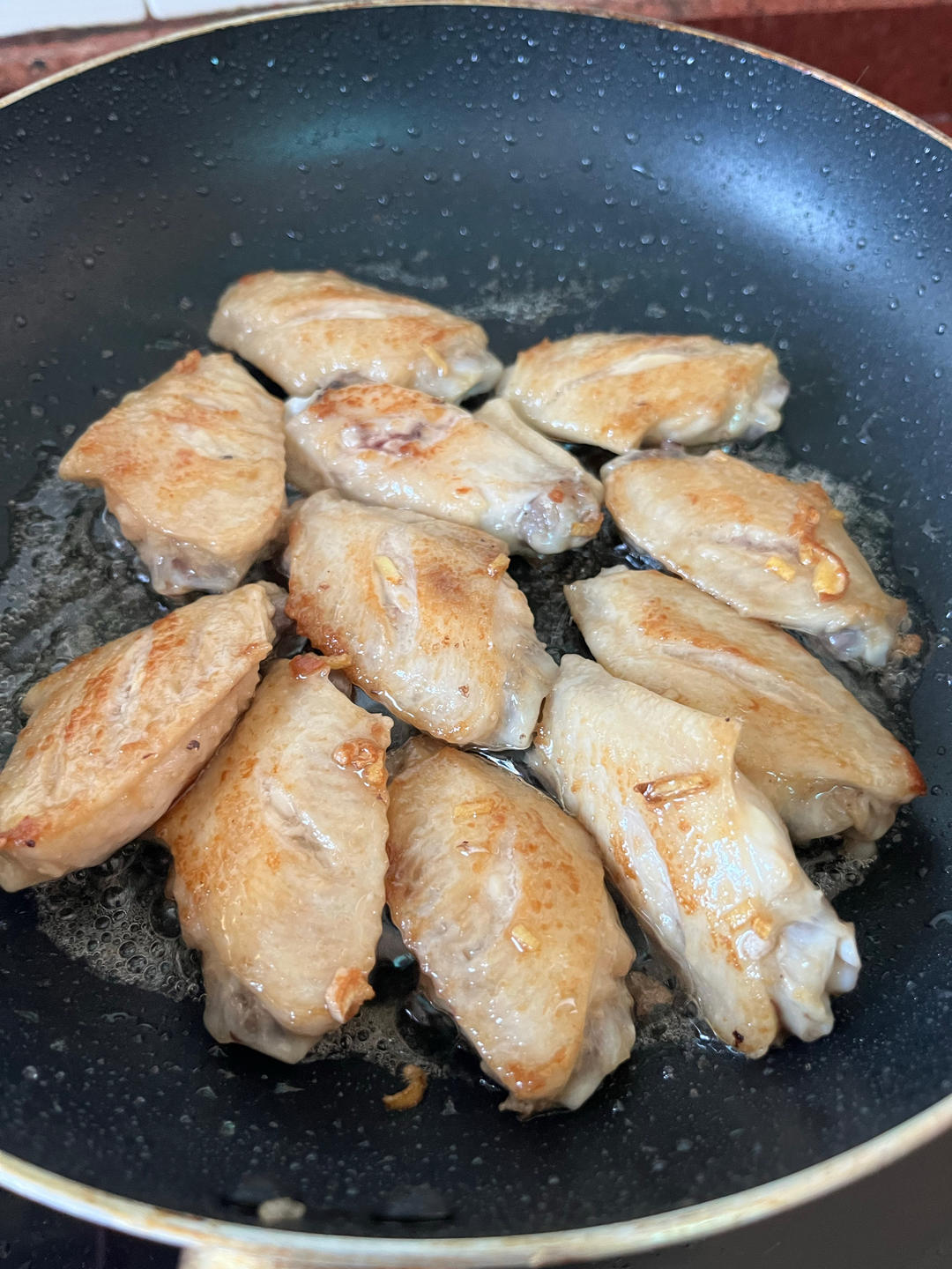 妈妈家的味道，吃了停不下来的红烧鸡翅