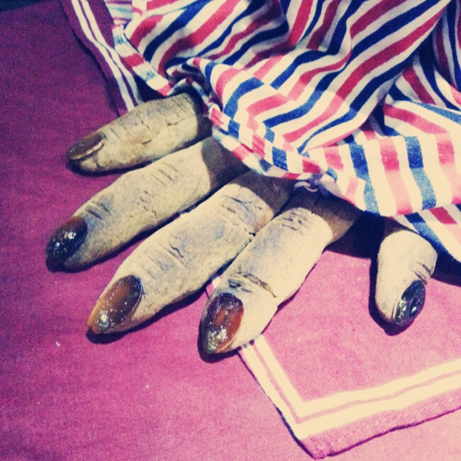 万圣节女巫的手指