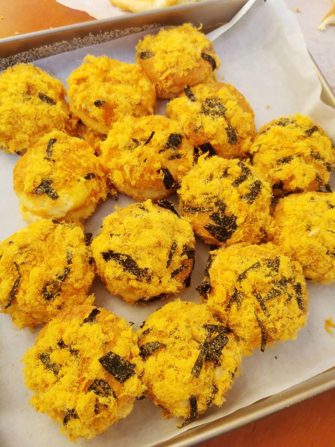 美味海苔肉松小贝