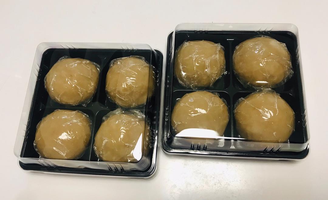 网红青团～～咸蛋黄肉松青团