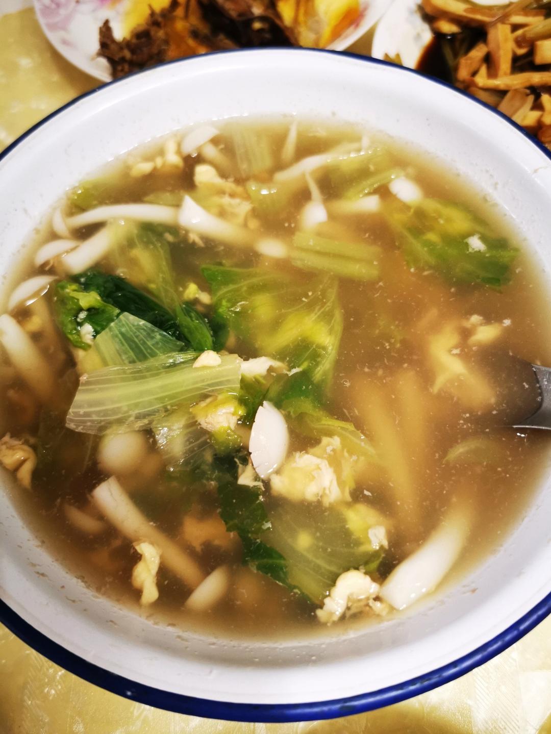 一分钟搞定的奶白青菜蛋汤