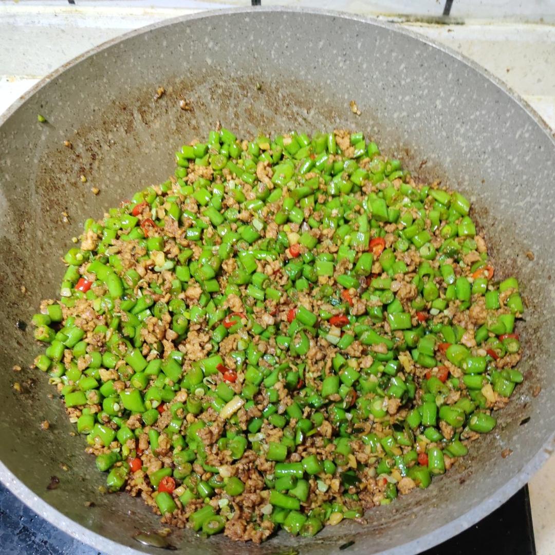 肉沫豆角下饭菜