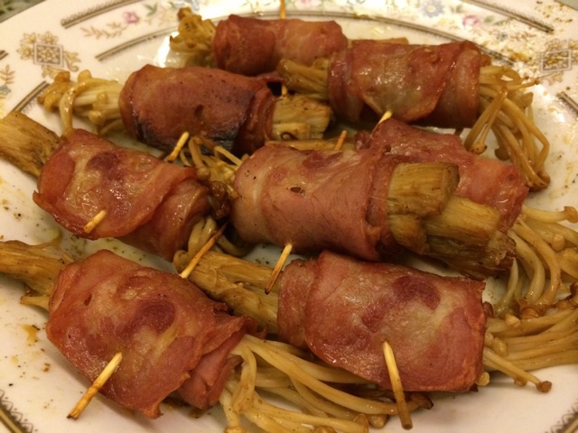 香烤培根金针菇卷