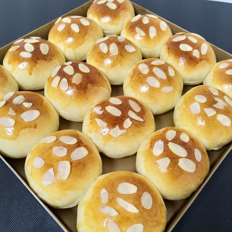 鲜奶油小餐包（一次发酵）