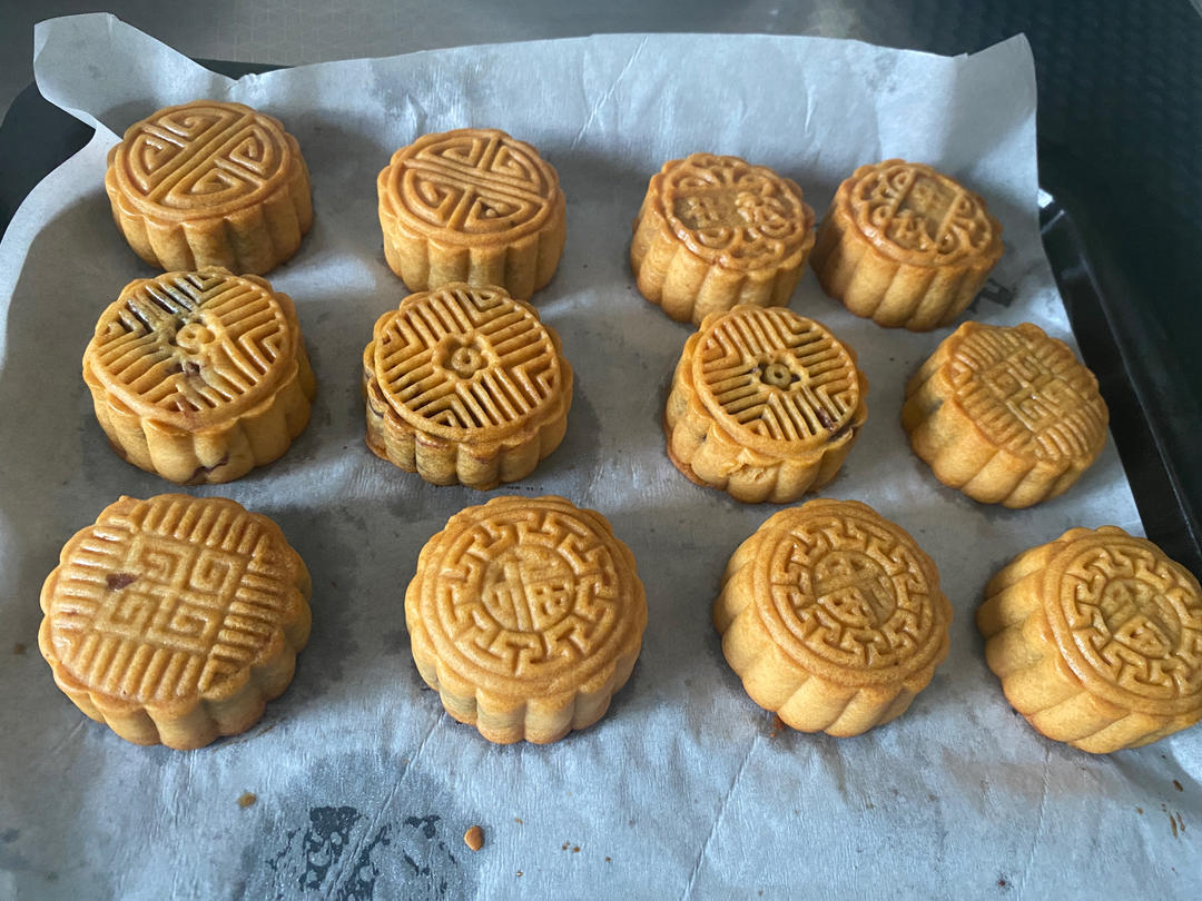 广式月饼（红豆沙馅，50克）