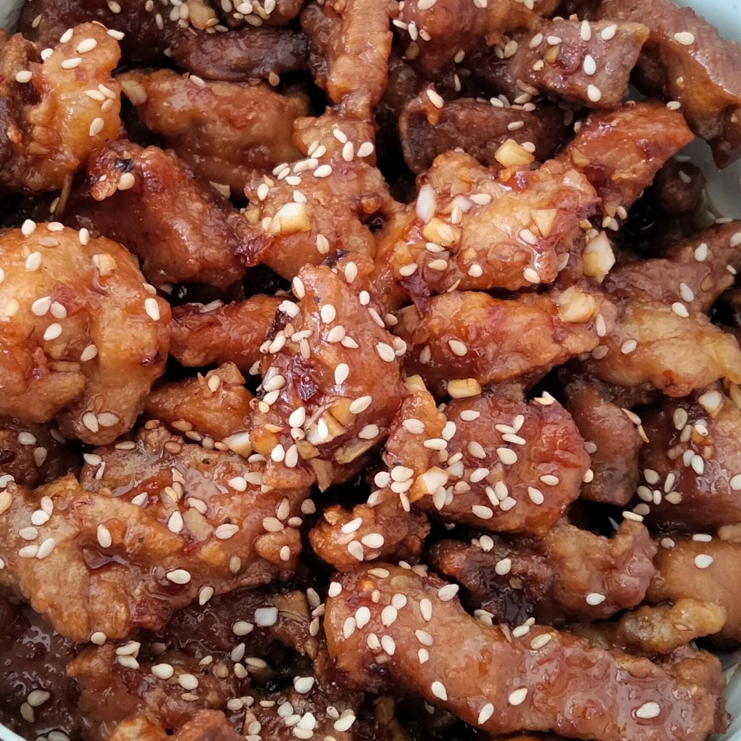 厨师长教你：“糖醋里脊”的老式经典做法，酸甜可口，小孩最爱