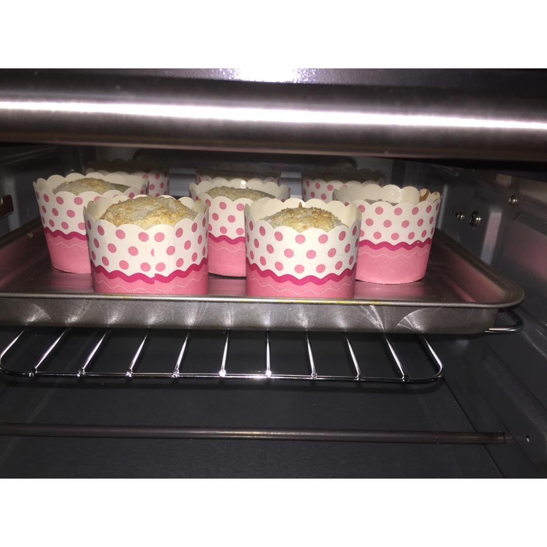 原味戚风纸杯蛋糕（烤箱做纸杯蛋糕）