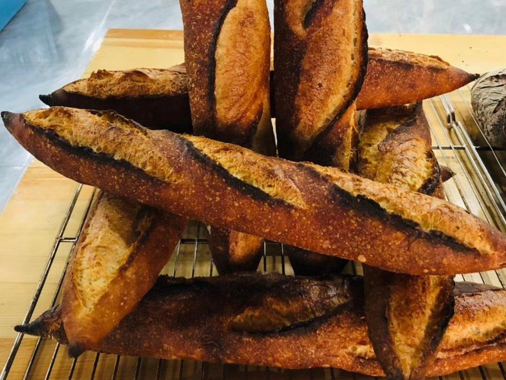 超详细【法棍】做法，普通面粉简单快手的制程