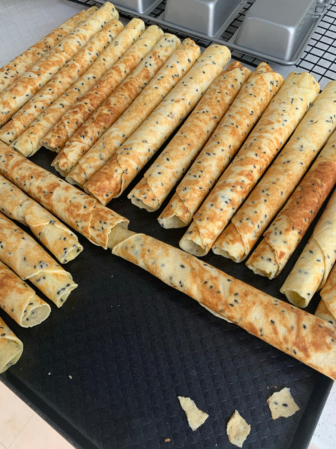 又酥又健康的芝麻蛋卷（试验四种方法后，找到最康师傅的那个）