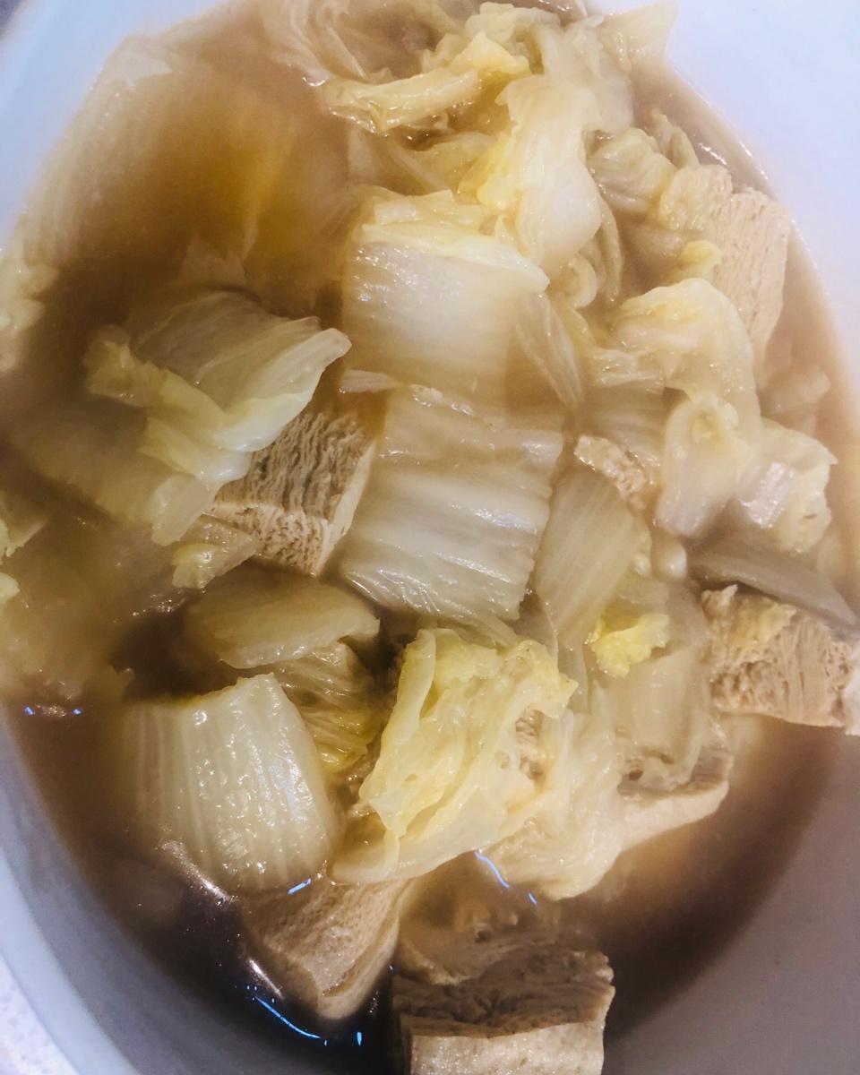 白菜炖冻豆腐