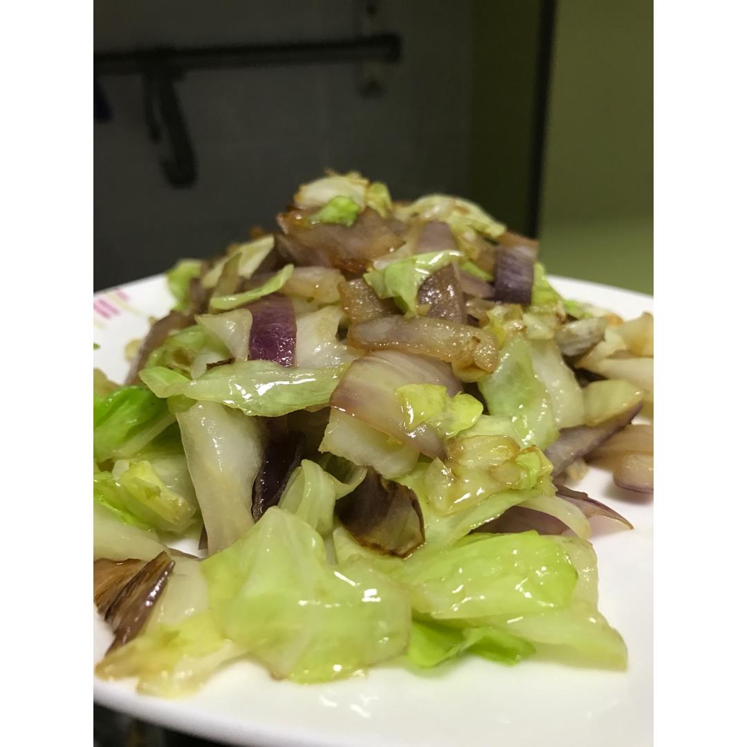 卷心菜炒洋葱