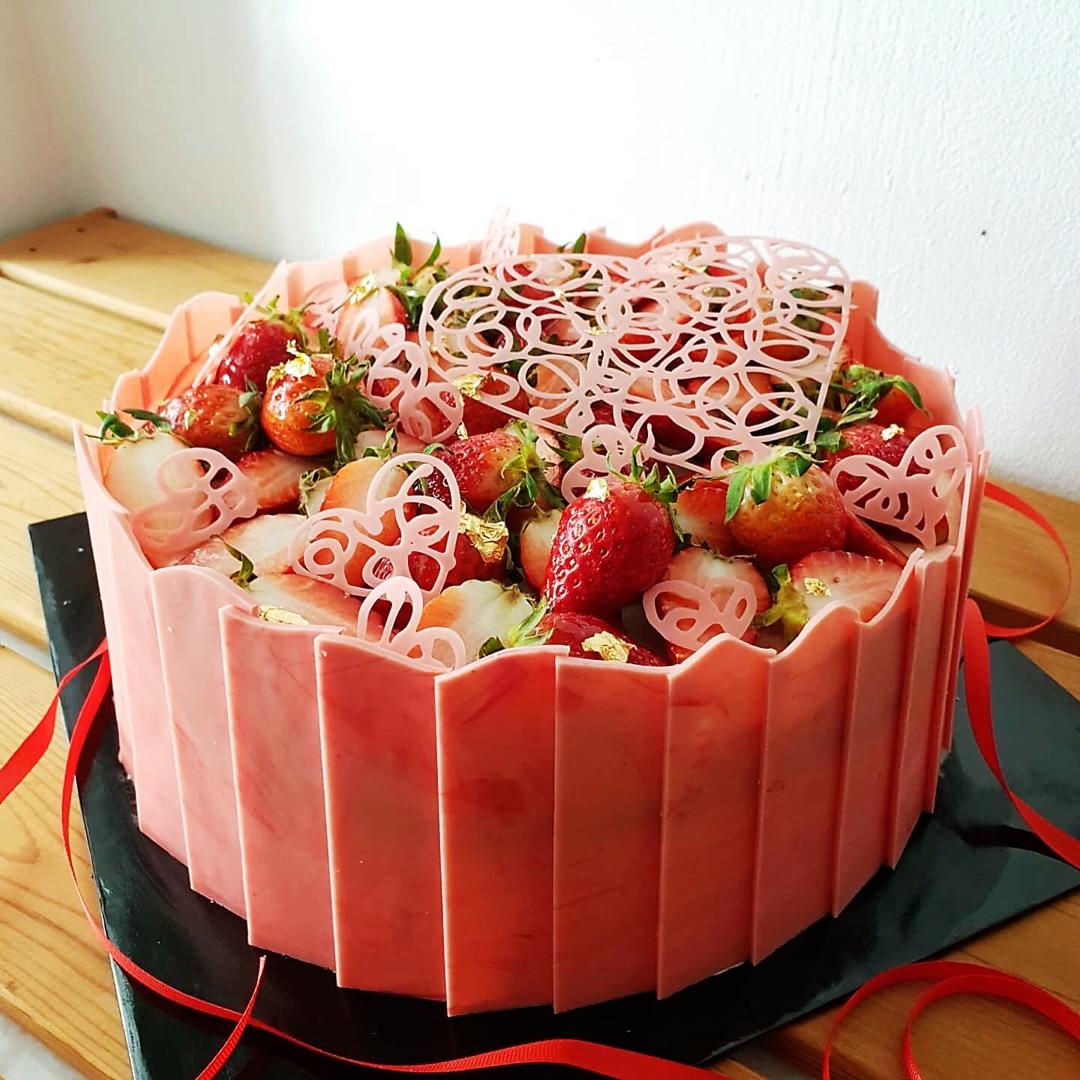 戚风水果裸蛋糕🎂简单容易❤️不会挤奶油的也可以做出漂亮的蛋糕🎂