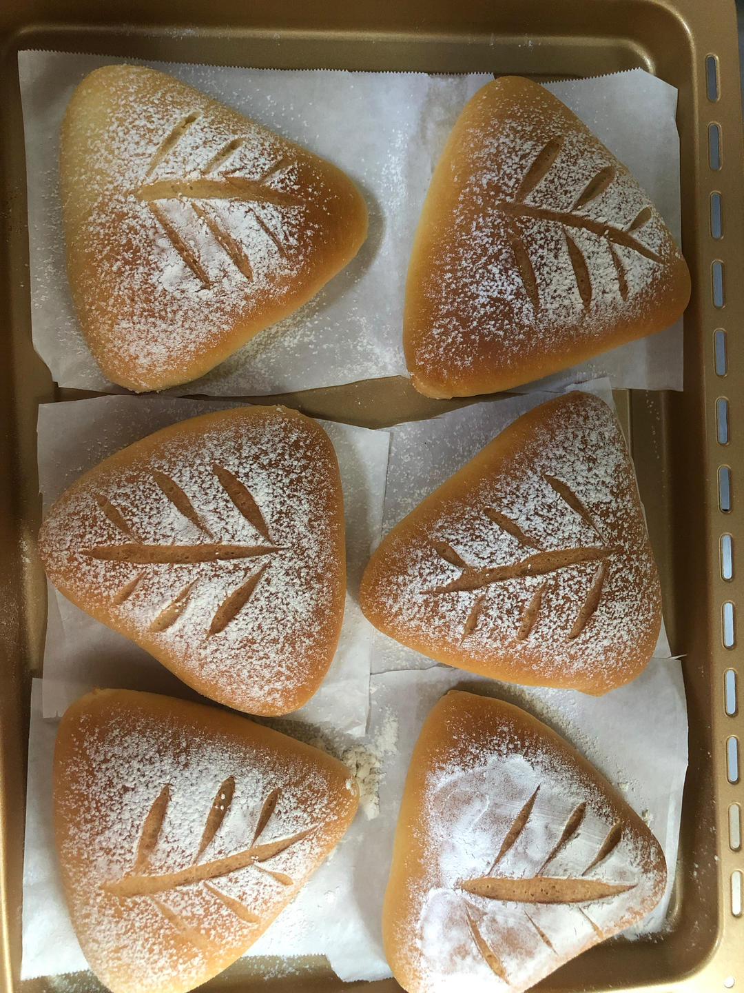 蔓越莓奶酥软欧包～