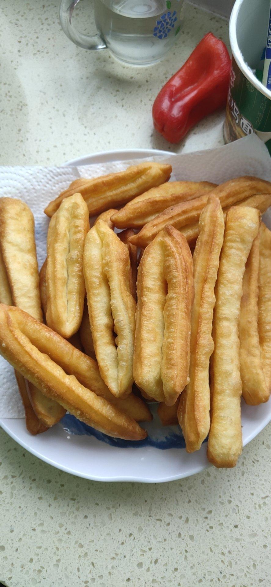 爱烘焙笛儿妈做的健康美味的家庭自制炸油条只用酵母一次发酵