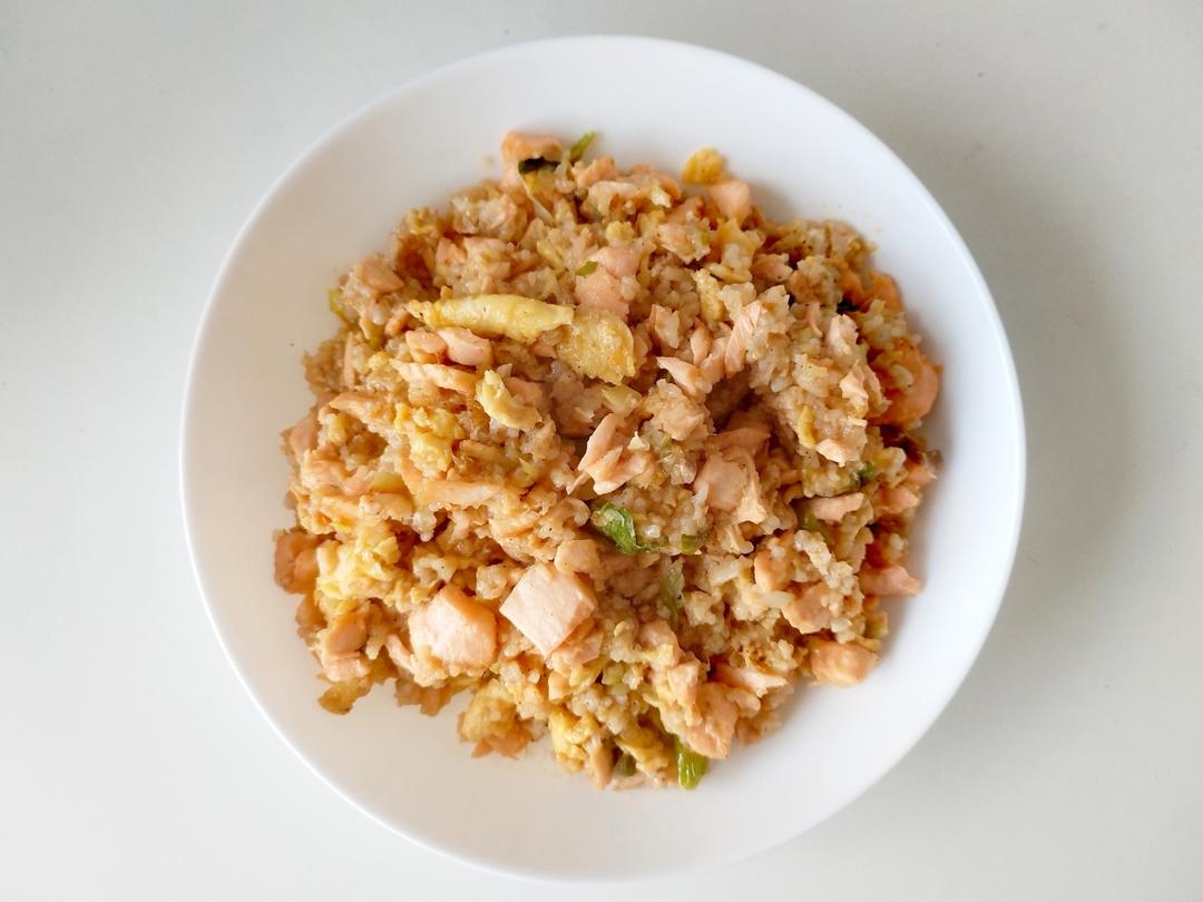 三文鱼炒饭