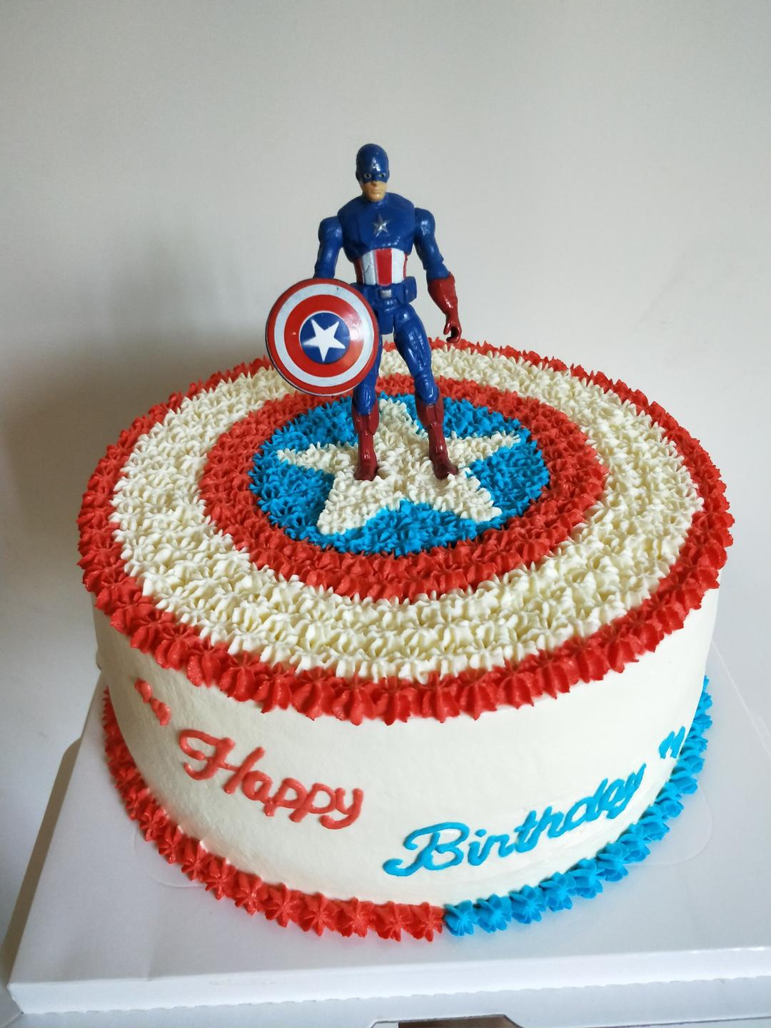 做蛋糕的mr做的美国队长创意生日蛋糕