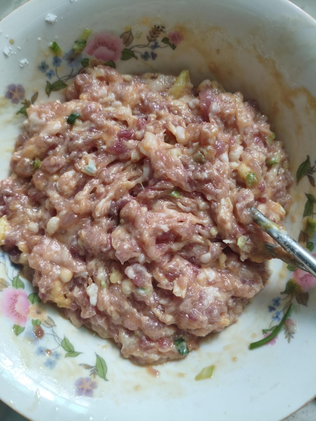 老人孩子都爱的肉丸青菜汤