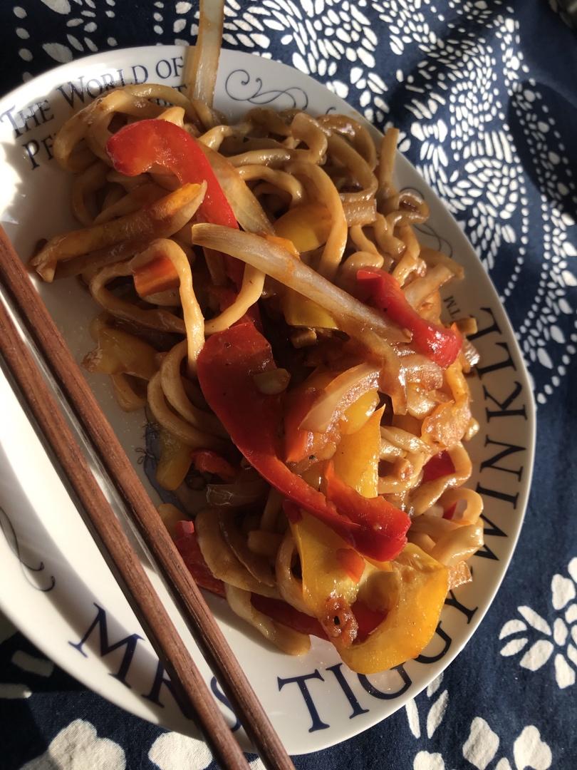 世界上最好吃的炒面—春日の炒麺🍜