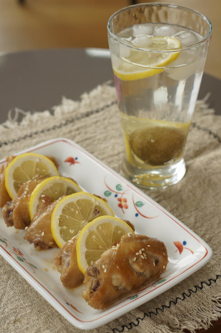 【咸柠七&咸柠七鸡翅】夏天最受欢迎的鸡翅，不靠可乐就靠它！