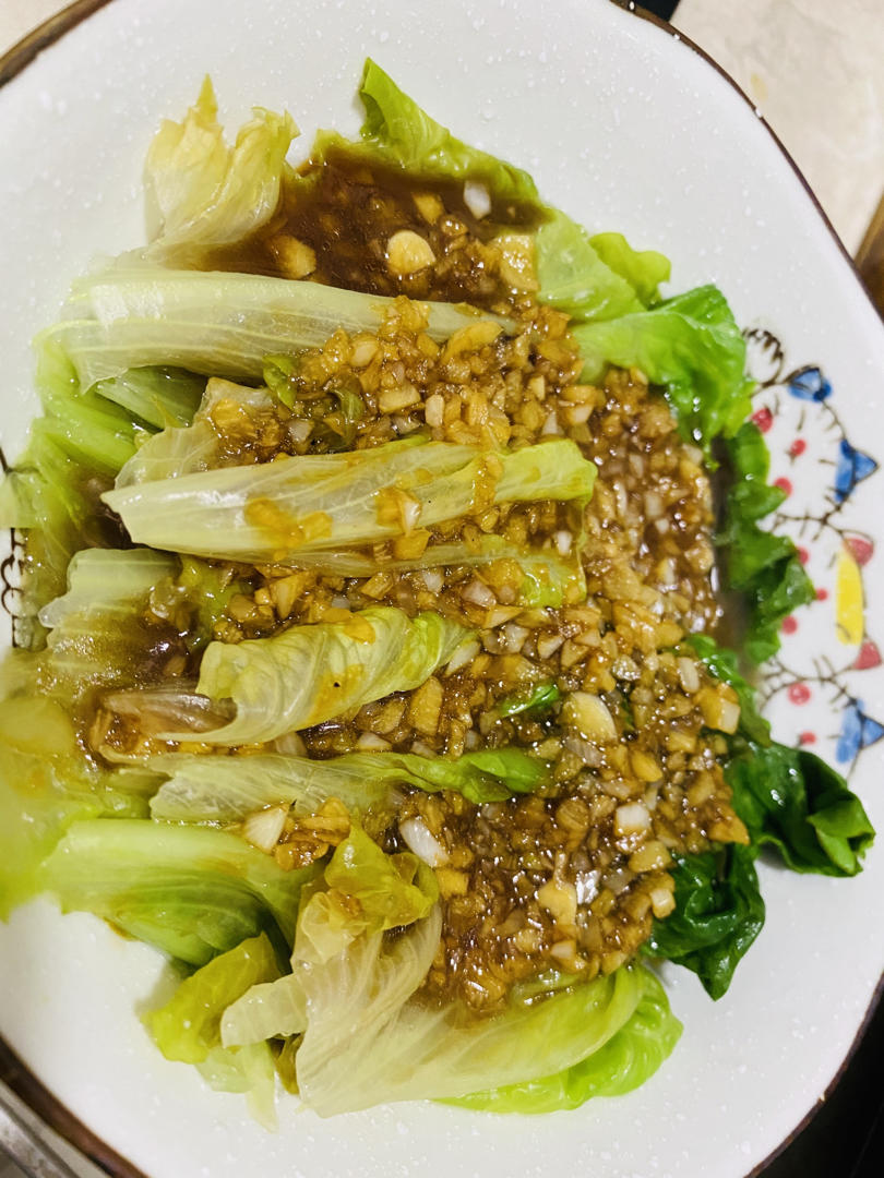 晚起一凉风做的5分钟上桌的蚝油生菜