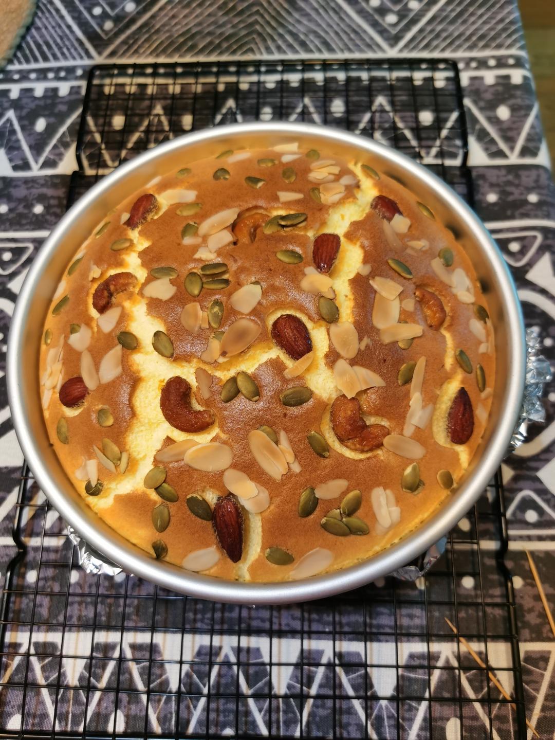 酸奶坚果戚风蛋糕