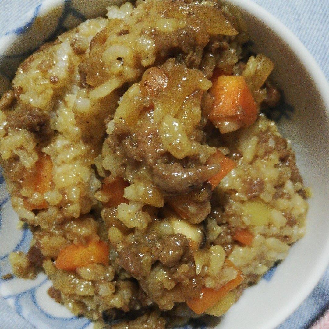 好吃到停不了嘴的牛肉闷饭