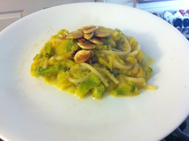 南瓜意面(Spaghetti with Pumpkin Sauce)