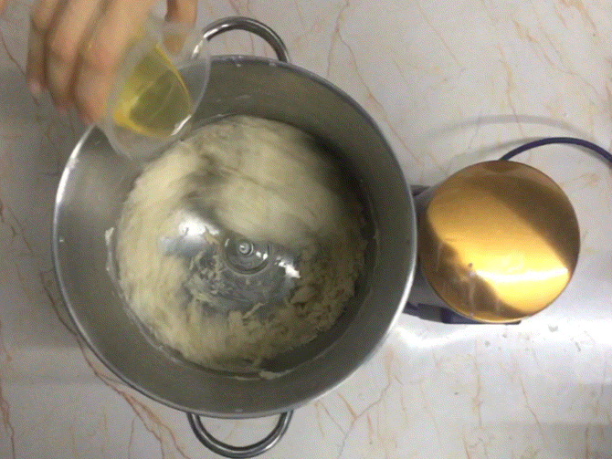 纯奶手撕吐司的做法 步骤1